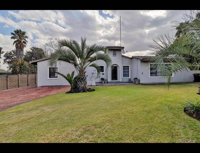 4 BEDROOM HOUSE FOR SALE IN BRACKENDOWNS